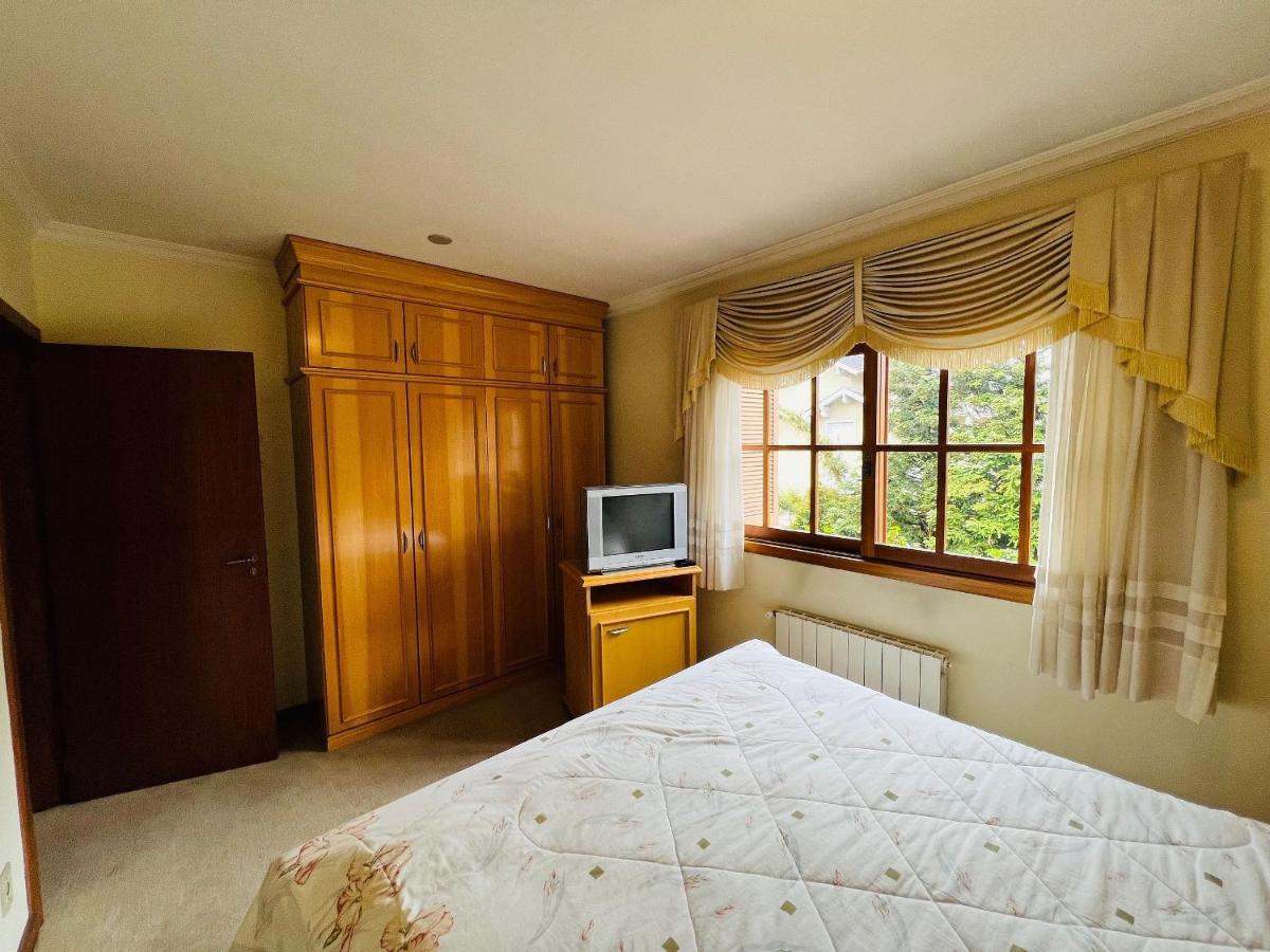 Апартаменти Mrg- Colonial 2D - 200 Mts Da Rua Torta Грамаду Екстер'єр фото
